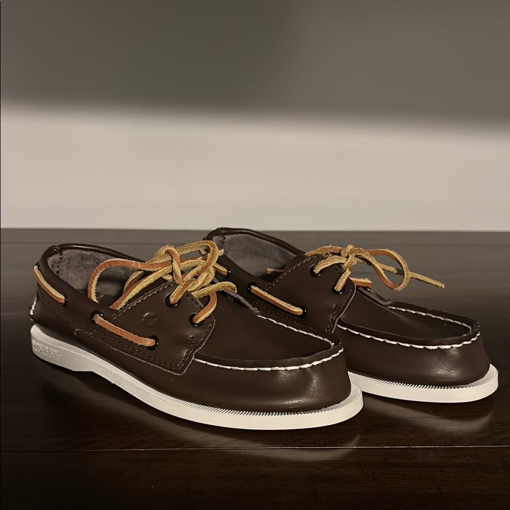 Sperry Brown and White Dress Shoes Timeless Design